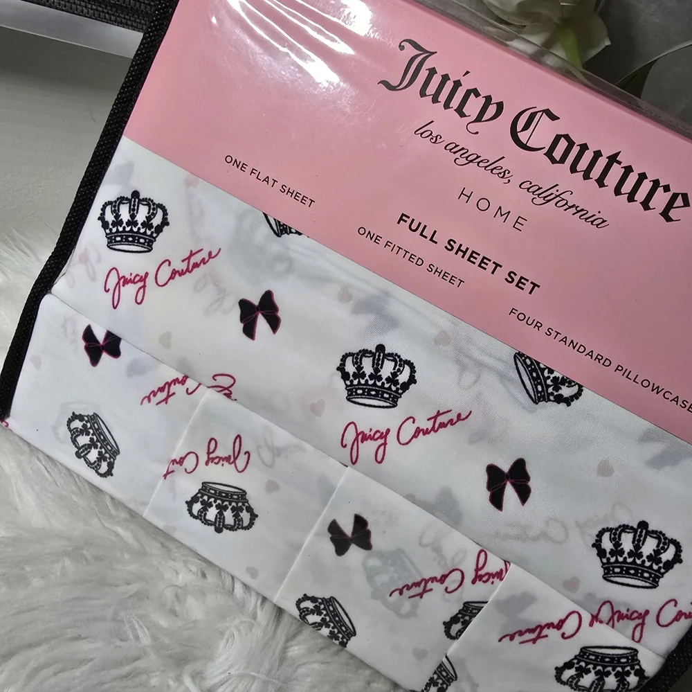 Juicy Couture Full Crown/bows Sheet set new